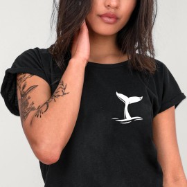 Women T-shirt Black Whale